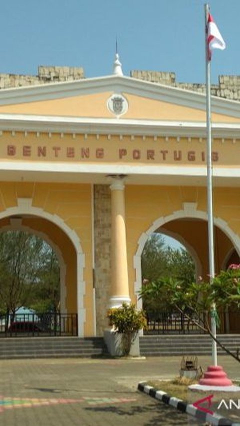 3.	Benteng Portugis