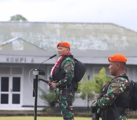Momen Haru Kepulangan 400 Personil Pamtas RI-PNG, Sujud Syukur Tiba dengan Selamat lalu Disambut Keluarga