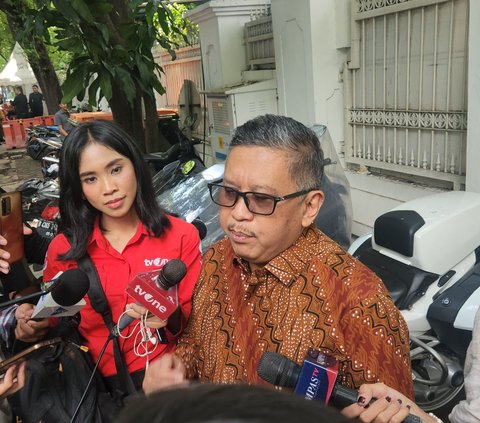 Sekjen PDIP Serahkan Surat Megawati yang Ditulis Tangan Sendiri untuk MK, Ini Isinya