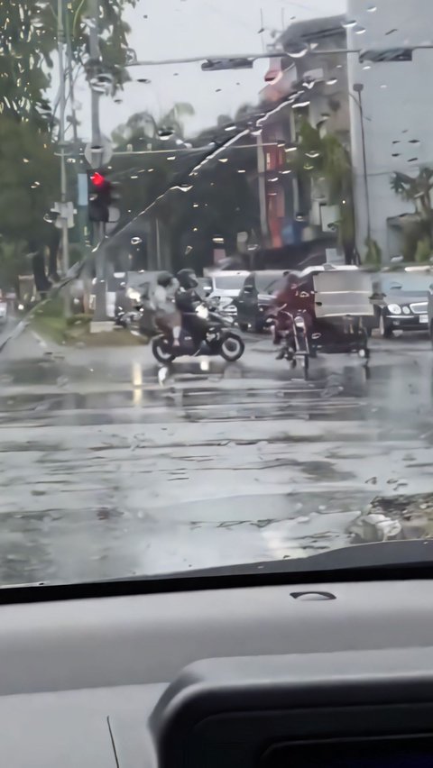 Bandung People Shocked When Driving in Medan City: Traffic Lights Have No Value, Like Decorative Lights