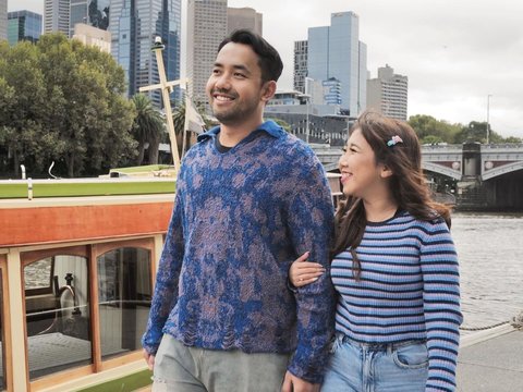 Foto-foto Mesra Kiky Saputri dan Suami Liburan di Australia, Honeymoon Lagi