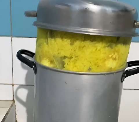 Viral Dramatic Cooking Process of 'Nasi Kuning', Can Rise and Fall