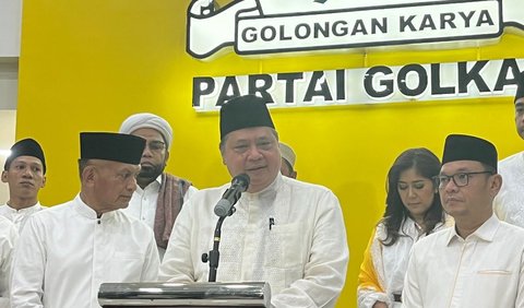 Airlangga juga irit bicara di singgung mengenai isi amicus curiae hasil tulisan Megawati yang menyoroti kerusakan demokrasi akibat kekuasaan yang dicurangi tersebut.