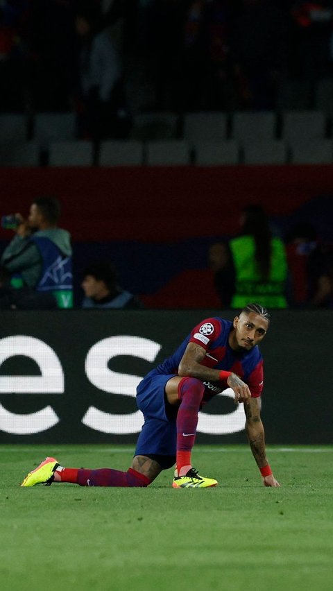 Barcelona terkena comeback tragis setelah pada leg pertama mereka menang 3-2 di Paris. REUTERS/Albert Gea