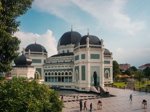 Doa Keluar Masjid