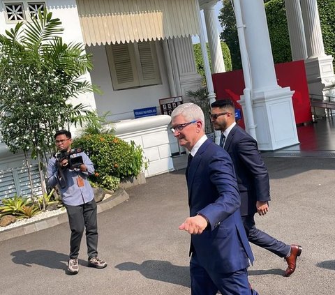 CEO Apple Tim Cook Temui Jokowi di Istana, Ini Isi Pembahasannya