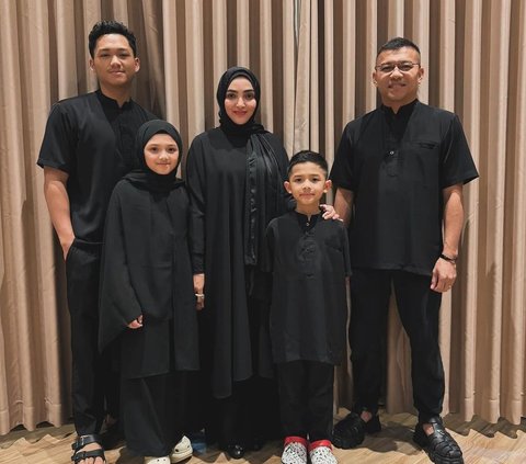 Anang Hermansyah's Family's Terrifying Vacation: Flooded in Dubai, Water Comes Out from the Ceiling of the Mall Parking Lot, Reciting Prayers Along the Way