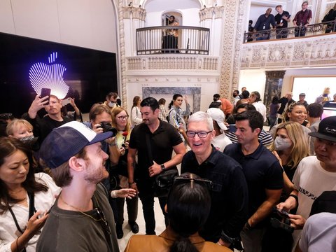 Facts about Tim Cook, Apple's CEO who Met Jokowi at the Palace: Wealth of Rp32 T but His Hobby is Buying Discounted Clothes