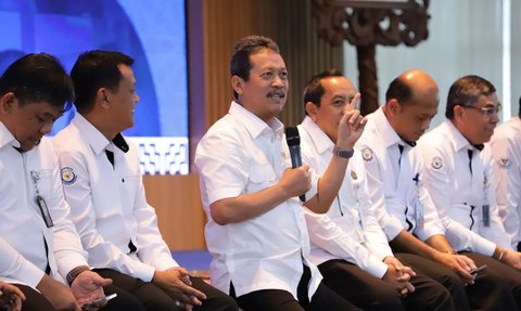 Menteri Trenggono Jengkel Masih Ada Penyelundupan Baby Lobster yang Bikin Negara Rugi Triliunan Rupiah