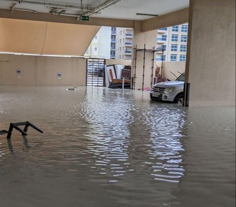 The Long-Term Impact of Dubai's Economy After Being Hit by the Biggest Rainfall in 75 Years