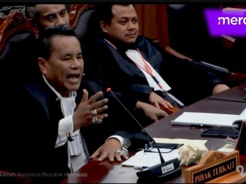 After Challenging Legal Debate, Hotman Paris Invites Rocky Gerung to Boxing Match