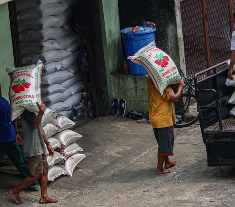 FOTO: Usai Lebaran, Harga Beras di Pasaran Masih Belum Stabil