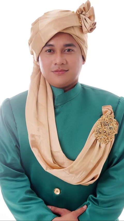Inilah potret Abdul Azis calon suami Putri Isnari yang siap melangkah ke jenjang pernikahan