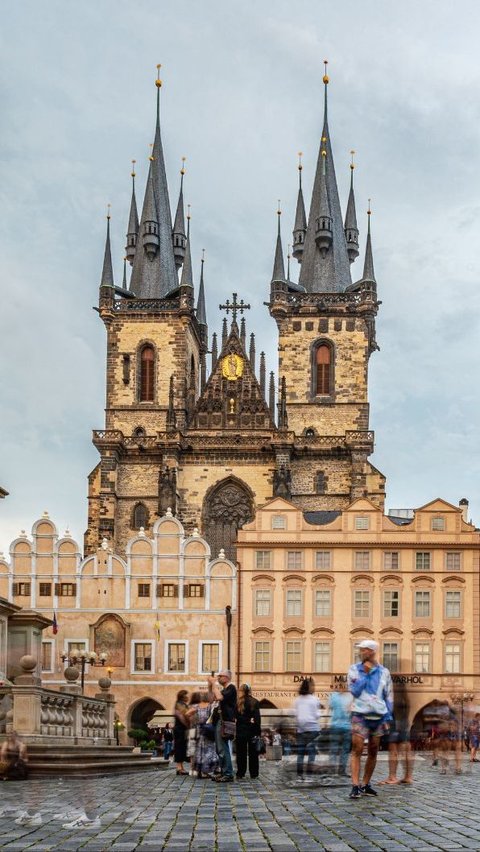 Kota kedua dalam deretan yang diunggah oleh World of Statistics adalah Praha, Republik Ceko. <br>