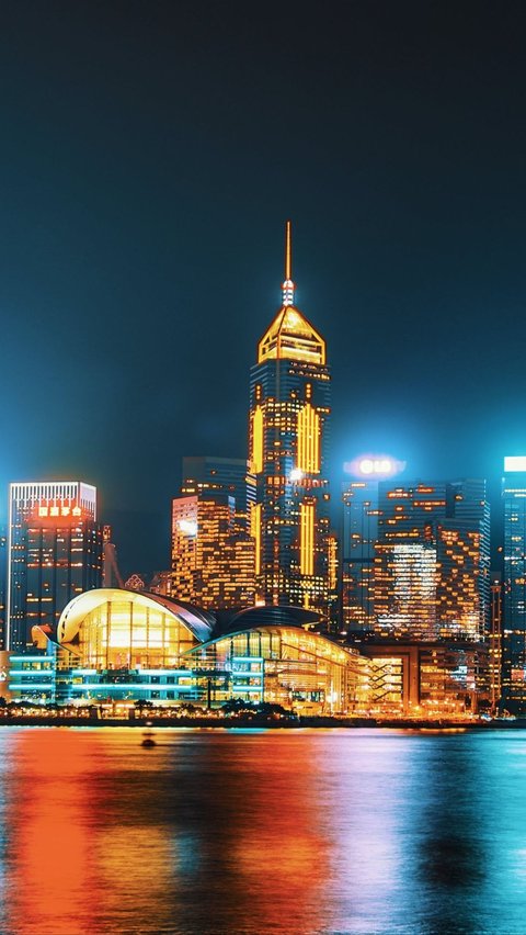 Diikuti dengan Hong Kong yang masuk dalam daftar kota dengan transportasi umum terbaik di dunia ke-7. <br>