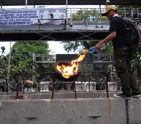 3.643 Personil Gabungan TNI - Polri Terjun Amankan Unjuk Rasa di Monas Hari Ini