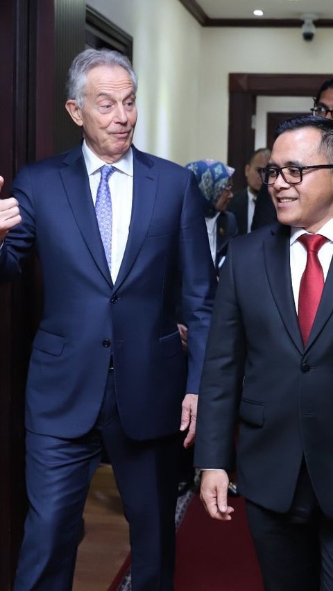 Usai Terima Bos Apple Tim Cook di Istana, Hari Ini Jokowi Bertemu Mantan PM Inggris Tony Blair, Bahas Apa?