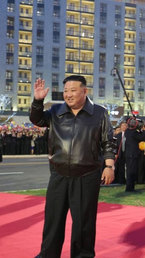 Kim Jong Un Debut Jadi Idol Korut, Lirik Lagunya Pujian kepada Diri Sendiri