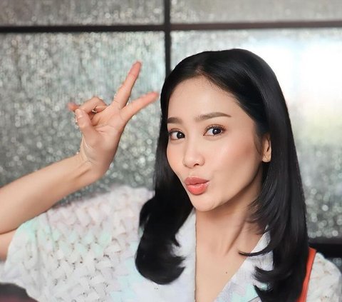 Bunga Zainal Gets Furious Over the Post of THR Rp271 T Content Associated with Her Wedding