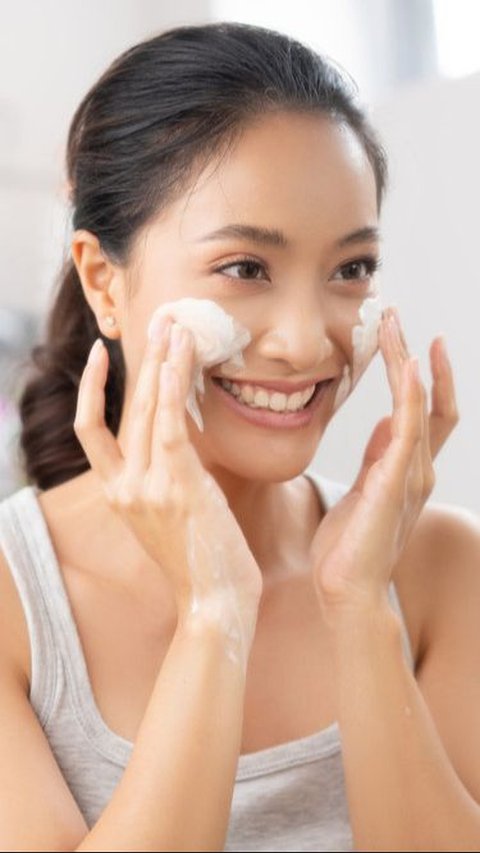 1. Cetaphil Gentle Skin Cleanser