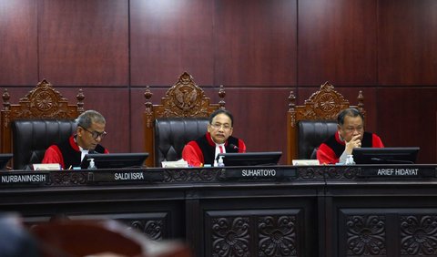 Lembaga Survei Indonesia (LSI) merilis hasil survei terkait tingkat kepercayaan masyarakat terhadap lembaga negara.