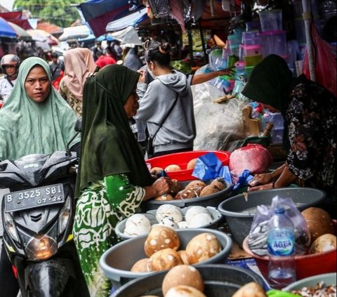 Lembaga Survei Indonesia (LSI) merilis hasil survei terkait penilaian publik terhadap keadaan ekonomi nasional saat ini. Mayoritas publik merasa ekonomi nasional buruk.