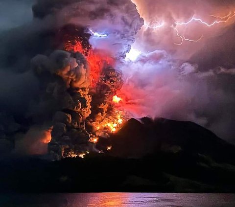 Dampak Erupsi Gunung Ruang, Penerbangan Bali-Jepang Via Manado Dibatalkan