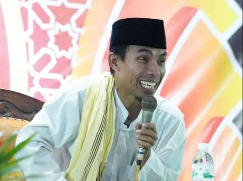 Pantun Pembuka Ceramah Lucu yang Mengundang Senyum