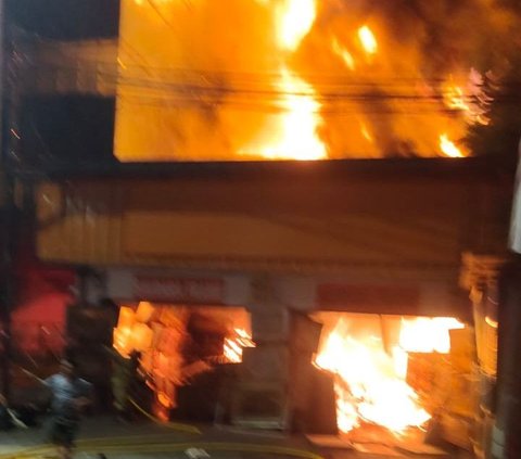 Kronologi Kebakaran Hebat Ruko di Mampang Tewaskan 7 Orang, Sebelum Muncul Kobaran Api Terdengar Ledakan