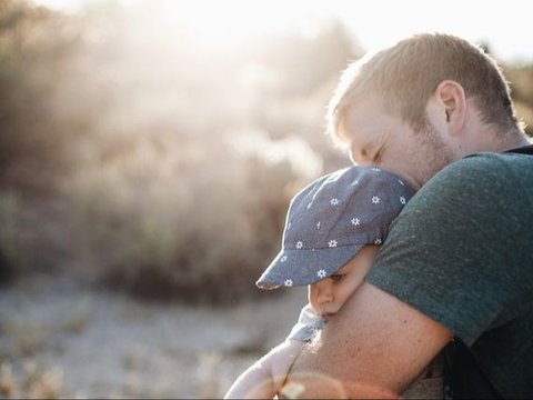 Kata Bijak Ayah untuk Anak Laki-Laki: Kerja Keras