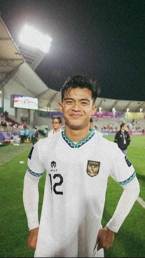 After experiencing an injury on the field, Pratama Arhan sent a sweet chat to Azizah Salsha.