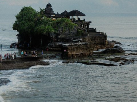 Bukan Kelebihan Wisatawan, Tapi Bali Sedang Alami Kondisi Ini