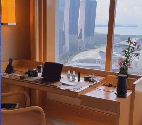 8 Portraits of Syahrini and Reino's Luxury Accommodation in Singapore, Can Directly See Marina Bay Sands