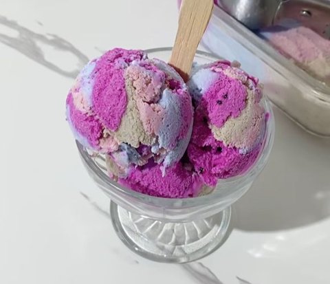 Colorful Non-dairy Ice Cream Recipe for Teething Children