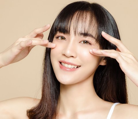 Tips to Fix Messy Bangs Using Hair Care Tools and Products