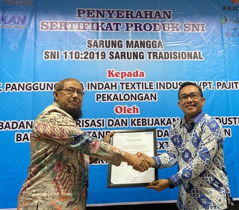 Sarung Mangga Raih Standar SNI Kategori Sarung Tradisional