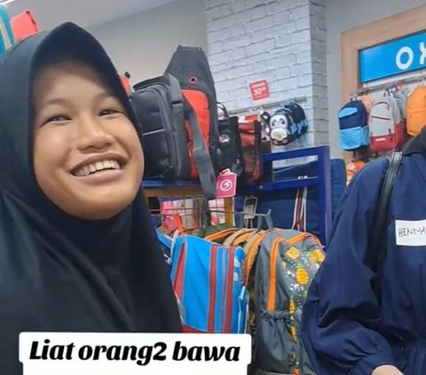 Momen Komunitas Relawan Ajak Anak Yatim Belanja Baju Lebaran Ini Viral, Tuai Pujian