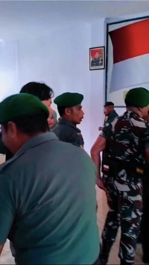 Momen Para Anggota TNI Naik Pangkat & Diberikan Selamat, Satu Sosok Diyakini Intel Jadi Sorotan