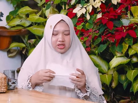 Heartbreaking Story of Hafizah Forced by Her Father to Marry a Married Man, Living in a Gas Station While Pregnant