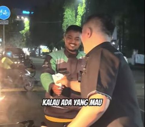 Wajah Bahagia Penjual Kacang Rebus Bertemu Perwira Polisi, Bisa Pulang Lebih Cepat ke Rumah