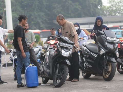 FOTO: Dishub DKI Jakarta Siapkan Armada Truk Pengangkut Motor untuk Mudik Gratis 2024