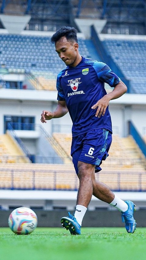 Senang dan Bangga, Robi Darwis Pemain Persib Jadi Anggota TNI AD Kini Sedang Pendidikan Kecabangan Hukum