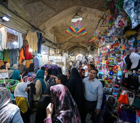 FOTO: Pesona Kota Isfahan yang Jadi Target Serangan Israel di Iran, Indah Bak Permata Persia