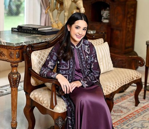 Mikhayla Bakrie's Appearance Resembles Barbie with Soft Glam Makeup