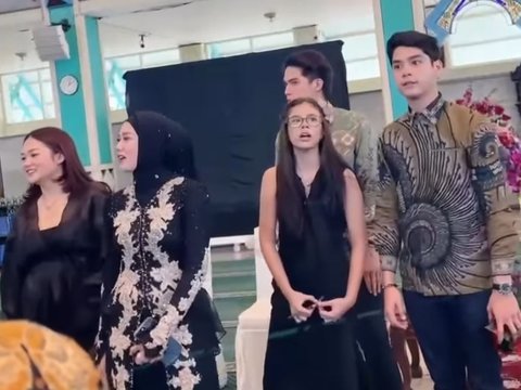 Potret Sederhana Pernikahan Putri Andra Dewa 19, Akad di Masjid Hanya Dihadiri Sahabat