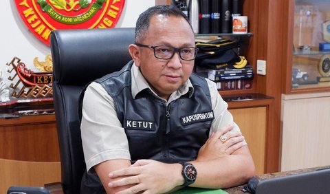 “Serangkaian kegiatan penggeledahan dan penyitaan tersebut terkait dengan penyidikan dugaan tindak pidana korupsi tata niaga komoditas timah di wilayah Izin Usaha Pertambangan (IUP) PT Timah Tbk tahun 2015 sampai dengan 2022,”