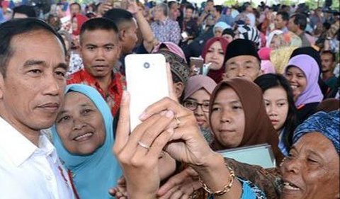 Lembaga Indikator Politik Indonesia merilis survei terkait persepsi publik atas penegakan hukum, sengketa di Mahkamah Konstitusi (MK), dan isu terkini setelah Pilpres 2024.<br>