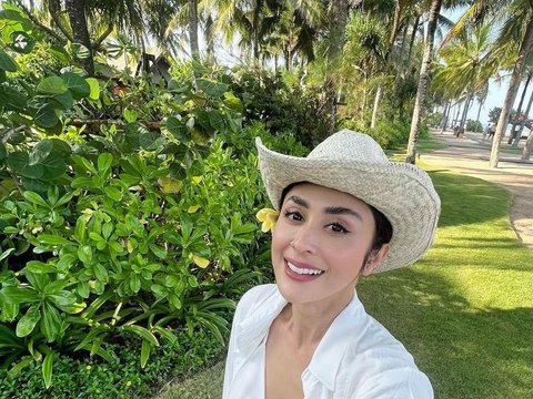 Ayu Ting Ting's OOTD to Lesti Kejora While on Vacation at the Beach, Far from 'Dangdut Style' While Performing