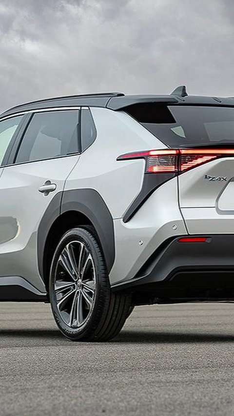 Harga dan Spesifikasi Lengkap Toyota bZ4X, Salah Satu Mobil Listrik ...