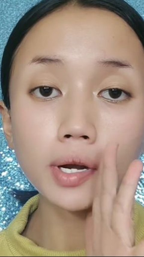 This woman recreates Syahrini's makeup, the result is very stunning like a split betel nut.